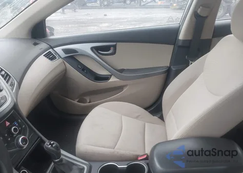 2014 Hyundai Elantra Se z USA, uszkodzony, nr VIN 5NPDH4AE1EH455395